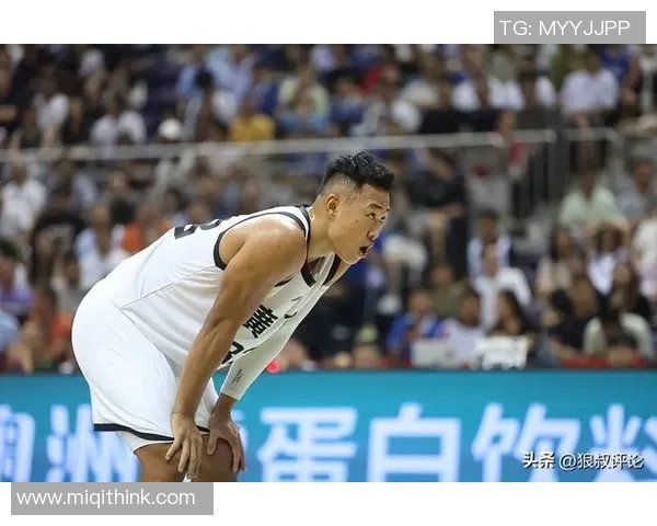 贺希宁：从篮球新星到职业生涯的辉煌征程与成长故事